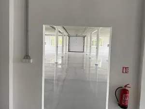 Pronájem skladu, Ostrov, 150 m2