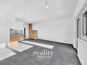 Pronájem bytu 1+kk, Znojmo, Višňová, 36 m2