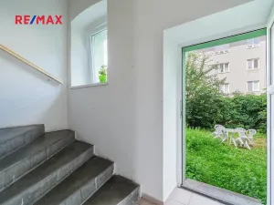 Pronájem bytu 1+kk, Plzeň, Skvrňanská, 30 m2