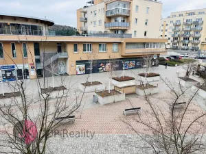 Pronájem bytu 2+kk, Praha - Hostivař, náměstí Přátelství, 58 m2