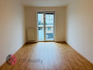 Pronájem bytu 2+kk, Praha - Hostivař, náměstí Přátelství, 58 m2