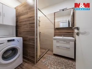 Prodej rodinného domu, Spálené Poříčí - Struhaře, 225 m2