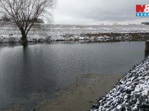 Prodej rybníku, Předhradí, 3750 m2