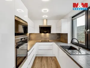 Prodej rodinného domu, Tmaň, K Vodojemu, 188 m2