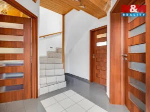 Prodej rodinného domu, Tmaň, K Vodojemu, 188 m2