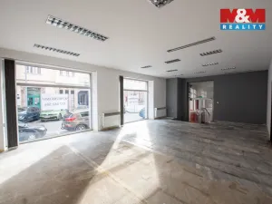 Pronájem kanceláře, Hradec Králové, Šafaříkova, 99 m2