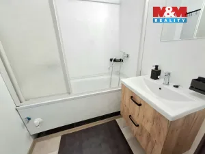 Pronájem bytu 3+1, Ostrov, Lidická, 71 m2