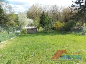 Prodej zahrady, Slaný, Husova, 975 m2