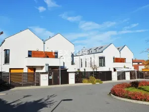 Prodej rodinného domu, Jinočany, Emy Destinové, 139 m2