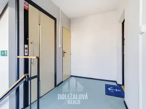 Prodej bytu 3+1, Praha - Střížkov, Rumburská, 59 m2