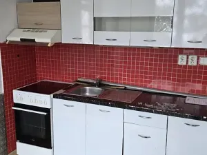 Pronájem bytu 2+kk, Klášterec nad Ohří, Dukelská, 40 m2