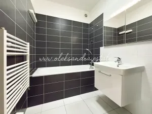 Prodej bytu 2+kk, Praha - Letňany, Chlebovická, 60 m2