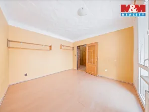 Prodej bytu 2+1, Studená, Komenského, 52 m2