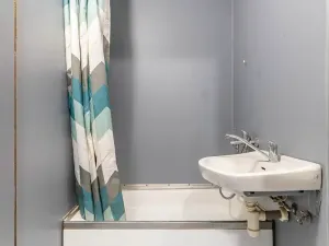 Pronájem bytu 1+kk, Brno, Irkutská, 33 m2