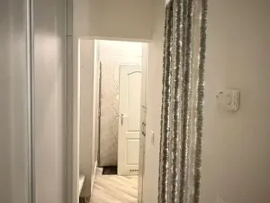 Pronájem bytu 2+kk, Praha - Vinohrady, Písecká, 35 m2