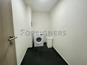 Pronájem bytu 2+kk, Brno, Bratislavská, 56 m2