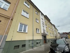 Pronájem bytu 2+1, České Budějovice, Heydukova, 70 m2
