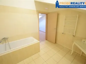 Prodej bytu 2+kk, Beroun, V Zahradách, 85 m2