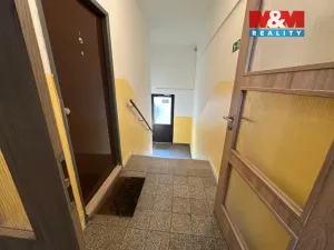Prodej bytu 1+kk, Ostrava - Poruba, náměstí Družby, 28 m2
