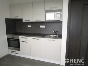 Pronájem bytu 1+1, Brno, Štouračova, 33 m2