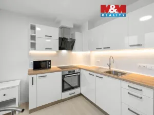 Prodej bytu 1+kk, Kladno - Kročehlavy, Benešovská, 37 m2