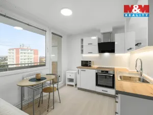 Prodej bytu 1+kk, Kladno - Kročehlavy, Benešovská, 37 m2