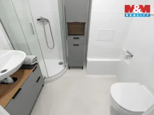Prodej bytu 1+kk, Kladno - Kročehlavy, Benešovská, 37 m2
