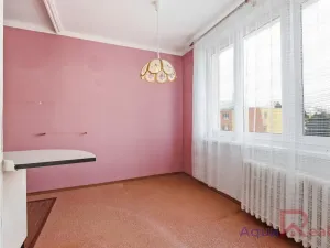 Prodej bytu 3+1, Karlovy Vary, Východní, 68 m2