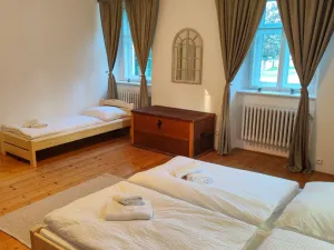 Prodej ubytování, Předslavice - Marčovice, 1740 m2