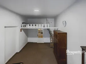 Prodej bytu 1+1, Hostinné, Dolní brána, 28 m2