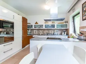 Pronájem kanceláře, Praha - Kunratice, Ke hrádku, 417 m2