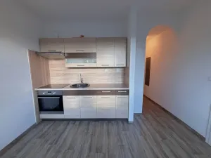 Pronájem bytu 2+kk, Liberec - Liberec IV-Perštýn, Na Perštýně, 40 m2