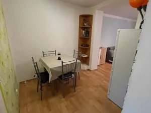 Pronájem bytu 1+kk, Třebotov, Karlštejnská, 30 m2