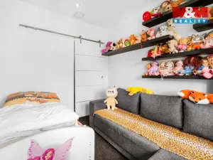 Pronájem bytu 2+kk, Liberec - Liberec VI-Rochlice, Nádvorní, 42 m2