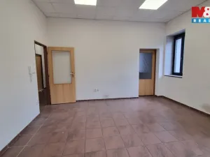 Pronájem kanceláře, Český Těšín, Ostravská, 89 m2