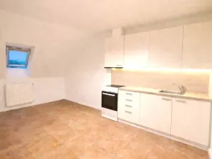 Pronájem bytu 2+kk, Praha - Řeporyje, Ořešská, 45 m2
