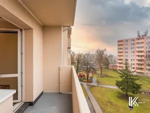 Prodej bytu 3+1, Znojmo, Dukelských bojovníků, 72 m2