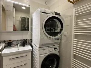 Pronájem bytu 3+1, Chrudim, Jabloňová, 62 m2