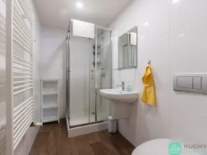 Prodej ubytování, Loučná pod Klínovcem, 428 m2