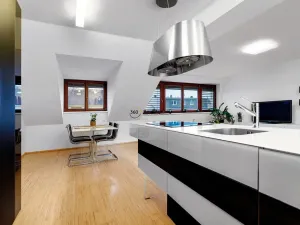 Prodej bytu 4+kk, České Budějovice - České Budějovice 3, Skuherského, 99 m2