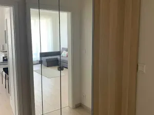 Pronájem bytu 1+kk, Praha - Dejvice, Lindleyova, 37 m2