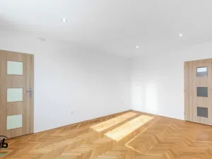 Prodej bytu 3+1, Bílovec, Radotínská, 57 m2