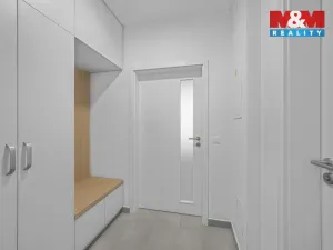 Prodej bytu 1+kk, Hradec Králové - Nový Hradec Králové, Antonína Petrofa, 32 m2