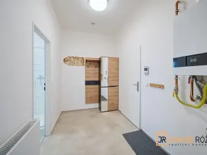 Pronájem bytu 3+kk, Vrchlabí, Na bělidle, 84 m2