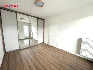 Pronájem bytu 2+kk, Kladno, Ke křížku, 51 m2