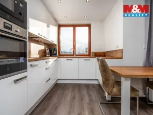 Prodej bytu 3+kk, Velké Přílepy, Boženy Němcové, 61 m2