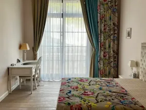 Prodej bytu 3+kk, Karlovy Vary, Divadelní náměstí, 147 m2