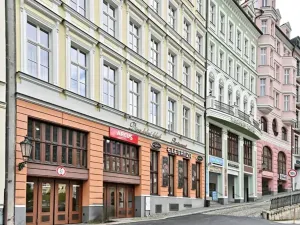 Prodej bytu 3+kk, Karlovy Vary, Divadelní náměstí, 147 m2