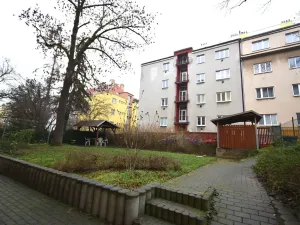 Prodej kanceláře, Praha - Nusle, U družstva Ideál, 47 m2