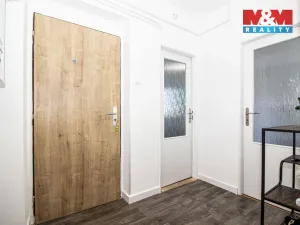 Prodej bytu 3+kk, Bečváry, 72 m2